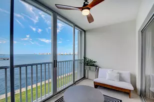 410 Wilma Cir, Riviera Beach, FL 33404 - Photo 11