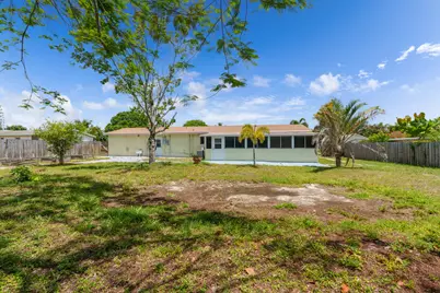 3180 Carol Avenue, Palm Springs, FL 33461 - Photo 25