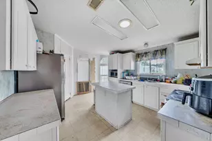 181 Plantation Blvd NW, Lake Worth, FL 33467 - Photo 7