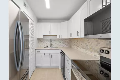 12416 Alternate A1A, Unit #P7, Palm Beach Gardens, FL 33410 - Photo 5