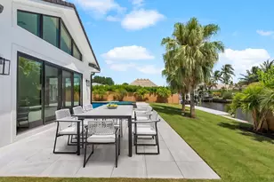 8 Leeward Cir, Tequesta, FL 33469 - Photo 31