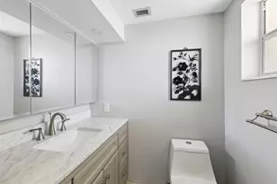 2951 NW 46th Ave, Lauderdale Lakes, FL 33313 - Photo 15