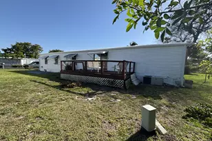 5381 SW 35th St, Davie, FL 33314 - Photo 27