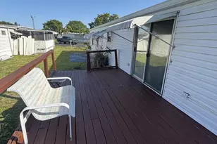 5381 SW 35th St, Davie, FL 33314 - Photo 9