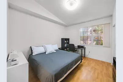 4167 Crystal Lake Drive, Deerfield Beach, FL 33064 - Photo 9