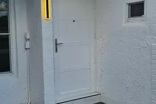 7112 Pine Manor Dr, Lake Worth, FL 33467 - Photo 5