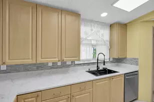 7850 SE Shenandoah Dr, Hobe Sound, FL 33455 - Photo 7