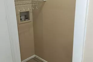 8636 Mallard Reserve Dr, Tampa, FL 33614 - Photo 5