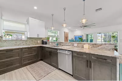 726 SE Seahouse Drive, Port Saint Lucie, FL 34983 - Photo 7