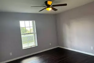 991 SE Bywood Ave, Port Saint Lucie, FL 34983 - Photo 21