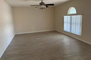 991 SE Bywood Ave, Port Saint Lucie, FL 34983 - Photo 27