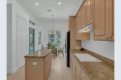 1384 W Island Club Square, Vero Beach, FL 32963 - Photo 11