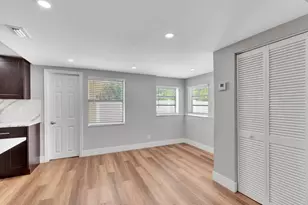 125 E Hart St, Lantana, FL 33462 - Photo 13