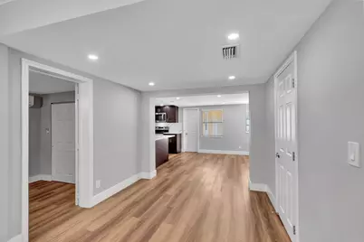 125 E Hart Street, Lantana, FL 33462 - Photo 7