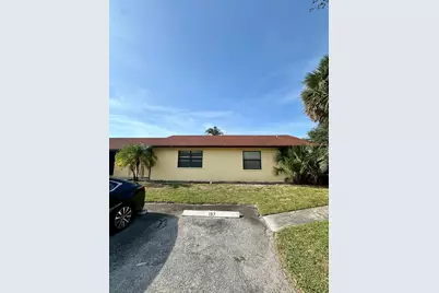 452 Glenwood Drive, Unit #452, West Palm Beach, FL 33415 - Photo 1