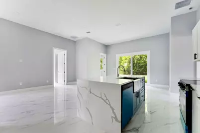 675 NE Moss Rose Place, Port Saint Lucie, FL 34983 - Photo 13