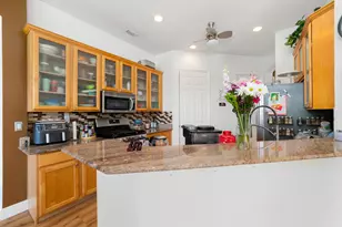 525 SW Lake Manatee Way, Port Saint Lucie, FL 34986 - Photo 9