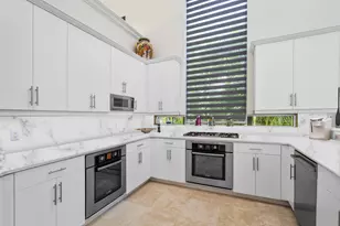 6379 Avalon Pointe Ct, Boca Raton, FL 33496 - Photo 5