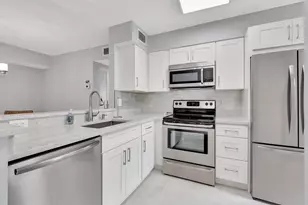 14895 Builtmore Way, Delray Beach, FL 33446 - Photo 9