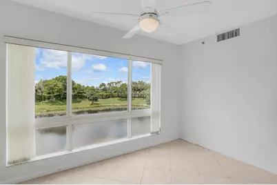 5874 Crystal Shores Drive, Unit #308, Boynton Beach, FL 33437 - Photo 17