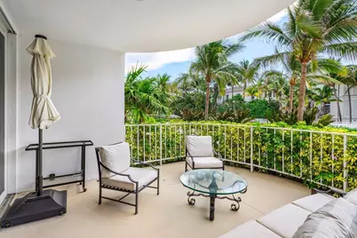 2295 S Ocean Boulevard, Unit #205, Palm Beach, FL 33480 - Photo 27
