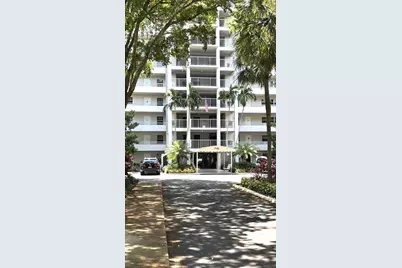 605 Oaks Drive #503, Pompano Beach, FL 33069 - Photo 1