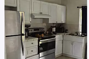 6013 NW 68th Terrace, Tamarac, FL 33321 - Photo 3