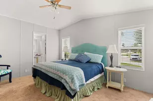 8471 Schefflera Ct, Port Saint Lucie, FL 34952 - Photo 31