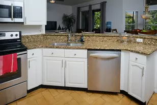 12795 Kingsway Rd, Wellington, FL 33414 - Photo 9