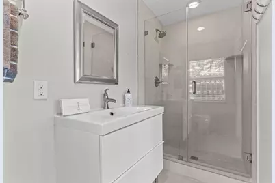 6689 Eastpointe Pines Street, Palm Beach Gardens, FL 33418 - Photo 15