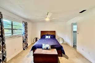 2503 Chesterfield Dr, Fort Pierce, FL 34982 - Photo 7