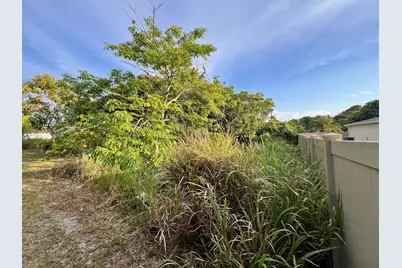 2189 SE Gaslight Street, Port Saint Lucie, FL 34952 - Photo 3