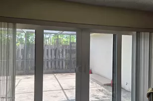 102 Weybridge Cir, Royal Palm Beach, FL 33411 - Photo 3