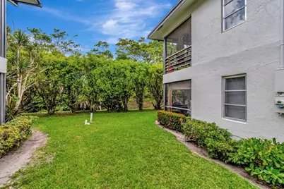 13194 Lucinda Palm Court, Unit #D, Delray Beach, FL 33484 - Photo 35