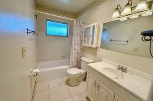 2802 Crosley Dr W, West Palm Beach, FL 33415 - Photo 11