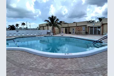 2802 Crosley Drive W, Unit #D, West Palm Beach, FL 33415 - Photo 39