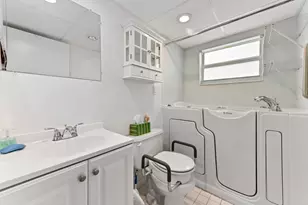 160 Tuscany C, Delray Beach, FL 33446 - Photo 19