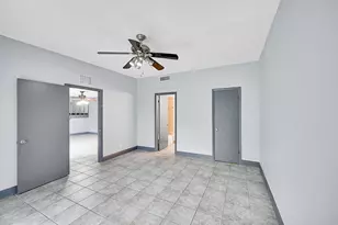 1204 Waterview Cir, Palm Springs, FL 33461 - Photo 7