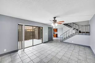 1204 Waterview Cir, Palm Springs, FL 33461 - Photo 5