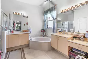 107 NW Summerville Ct, Port Saint Lucie, FL 34986 - Photo 19