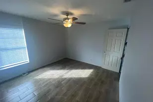 1105 W 9th St, Riviera Beach, FL 33404 - Photo 5