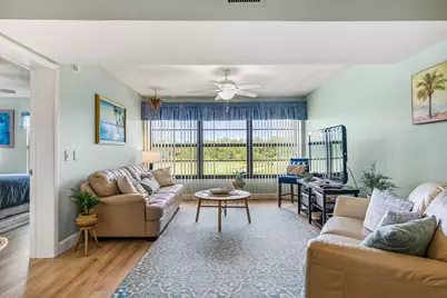 28 Plantation Drive, Unit #204, Vero Beach, FL 32966 - Photo 5