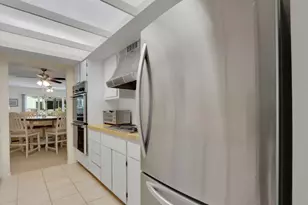 2051 NE Ocean Blvd, Stuart, FL 34996 - Photo 9