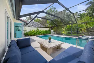 2252 Las Casitas Dr, Wellington, FL 33414 - Photo 39