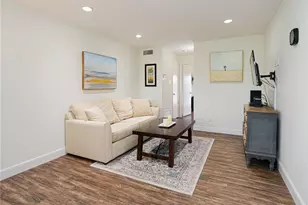 76 Royal Oak Dr, Vero Beach, FL 32962 - Photo 9