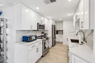 5400 N Ocean Dr E Unit, Singer Island, FL 33404 - Photo 11