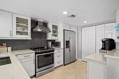 5051 N Highway A1A, Unit #6-2, Fort Pierce, FL 34949 - Photo 9