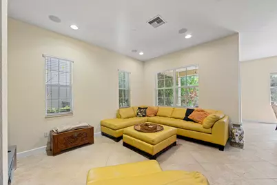 1043 Vintner Boulevard, Palm Beach Gardens, FL 33410 - Photo 23
