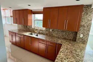 1175 NE Miami Gardens Dr, Miami, FL 33179 - Photo 11