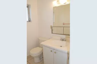 2930 Crosley Drive E, Unit #G, West Palm Beach, FL 33415 - Photo 13